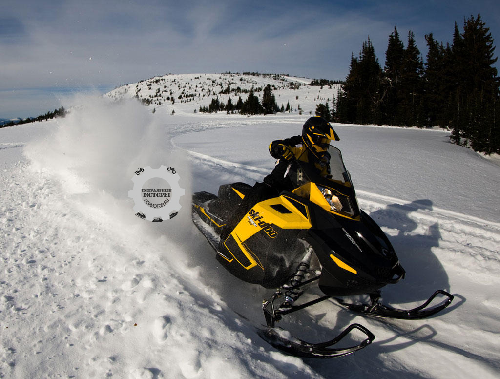 Фото модельного ряда снегоходов Ski-Doo 2013 — Ski-Doo MXZ TNT 1200 4TEC 2013