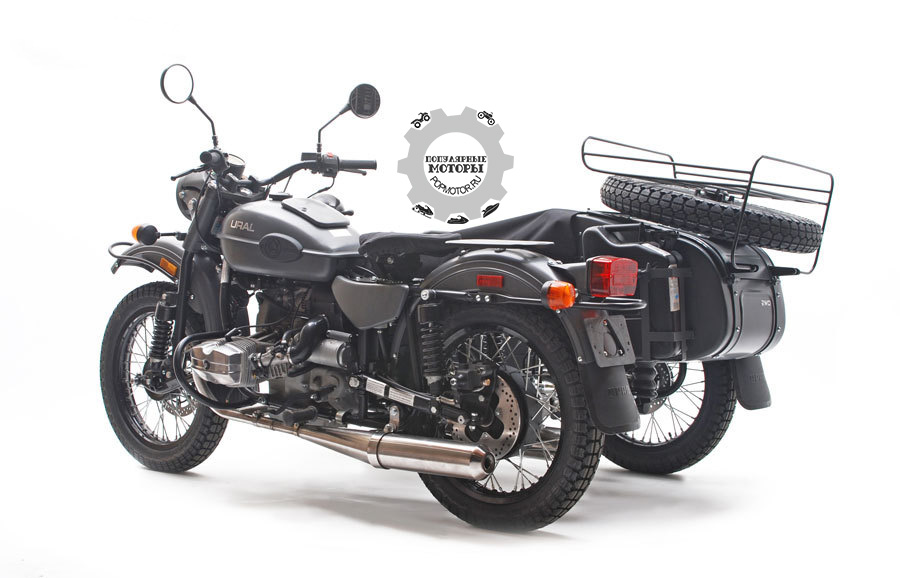 Фото мотоцикла Ural Gear-Up 2014 - вид сзади слева