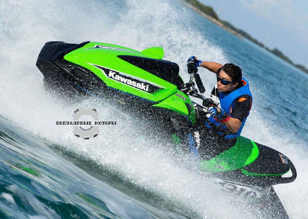 Фото гидроцикла Kawasaki Jet Ski Ultra 310R 2014 по волнам