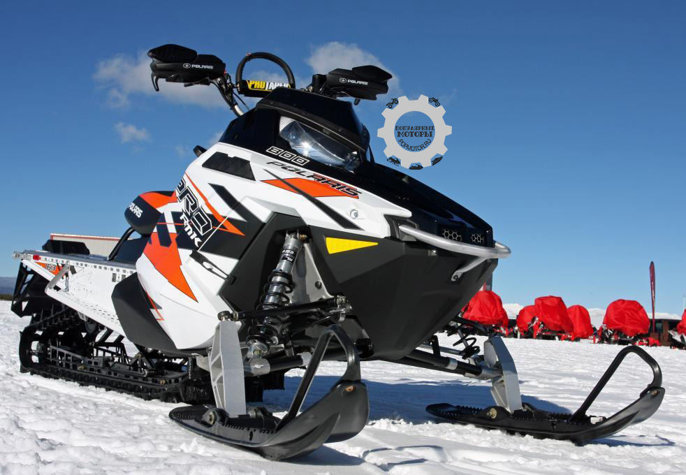 Фото снегохода Polaris 800 RMK 155 2015 шасси Pro-RMK