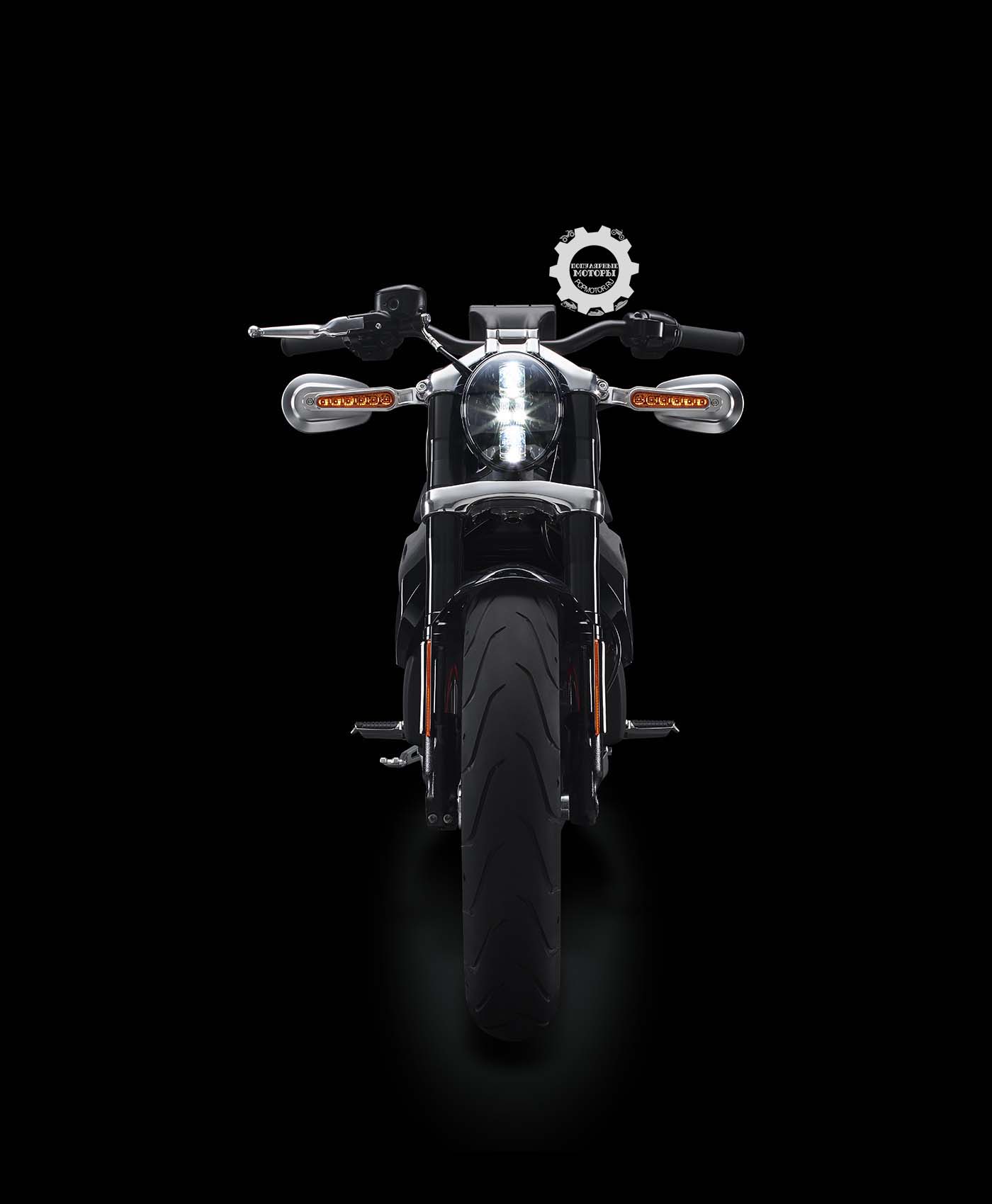 Фото электрического мотоцикла Harley-Davidson — вид спереди