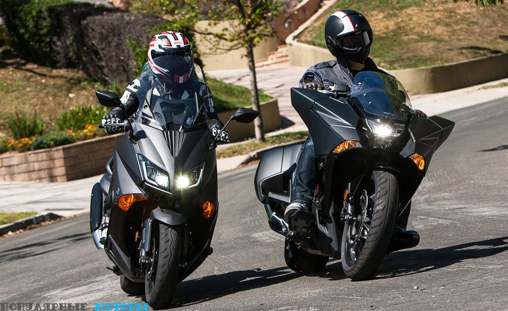 Фото скутеров Honda NM4 и Yamaha TMAX — вид спереди
