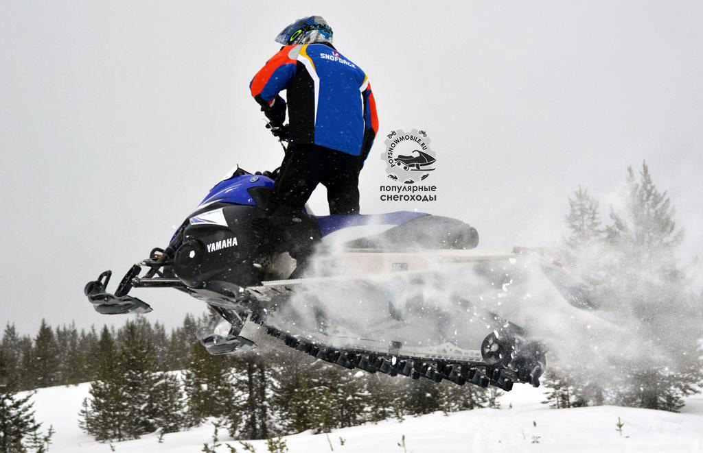 Фото снегохода Yamaha FX Nytro MTX 2014 прыжок