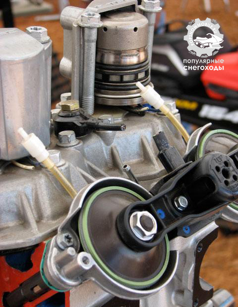 Rotax E-Tec с прямым впрыском –это вес 2-тактного двигателя и преимущества 4-тактного в виде расхода топлива и масла.