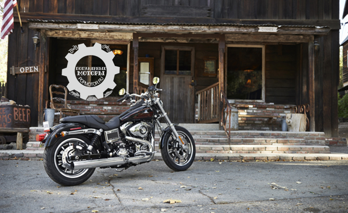 Фото мотоцикла Harley-Davidson Low Rider 2014 на подножке