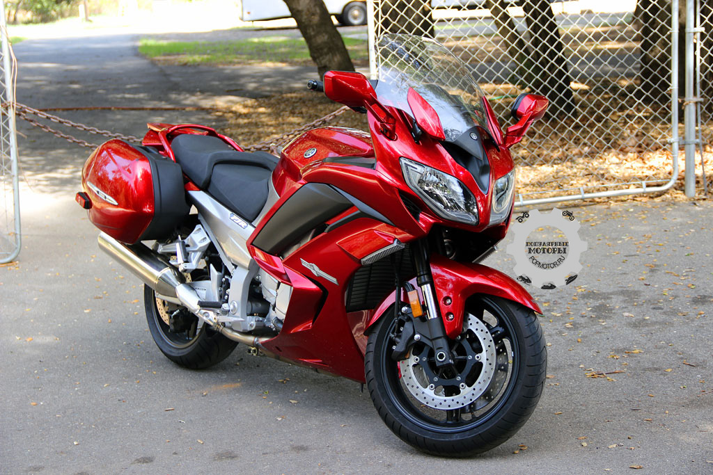 Обзор мотоцикла Yamaha FJR1300ES 2014