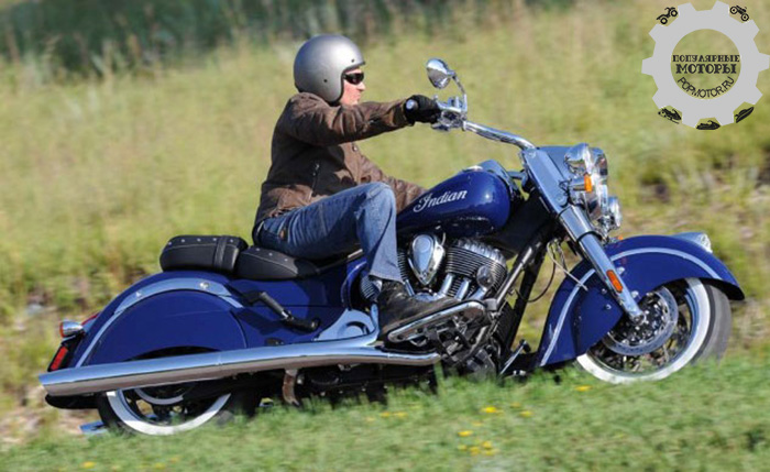 Фото мотоцикла Indian Chief Classic — 10 лучших круизеров для высоких водителей