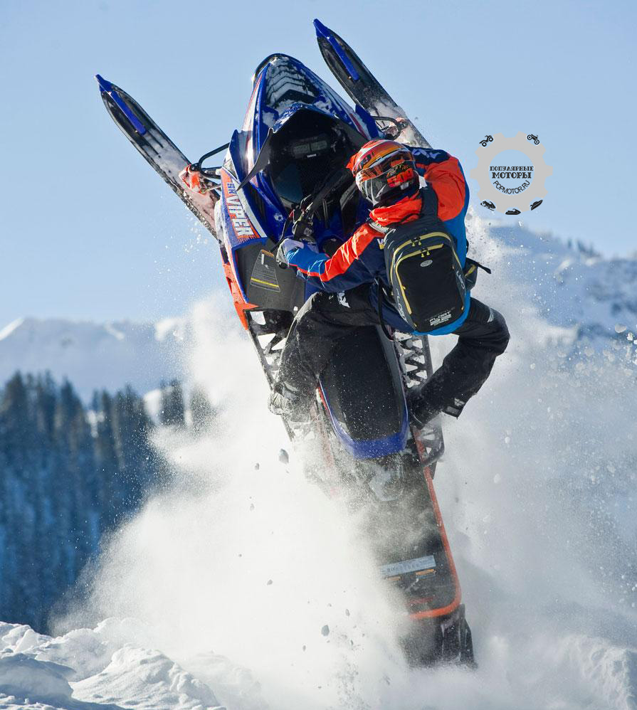 Фото снегохода Yamaha RS Viper M-TX Turbo 2015 вертикаль