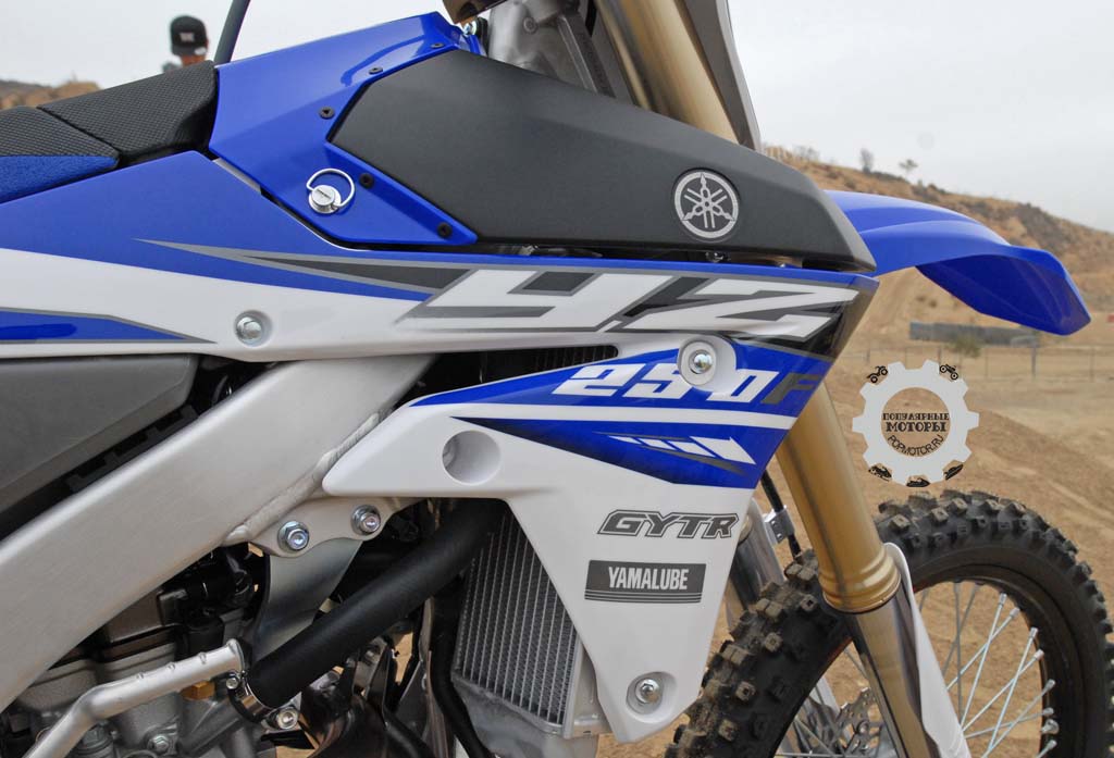 Фото мотоцикла Yamaha YZ250F 2015 — переднее крыло