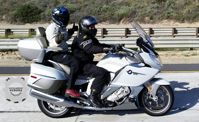 Фото мотоцикла BMW K1600GTL Exclusive 2014 — пассажирское сиденье