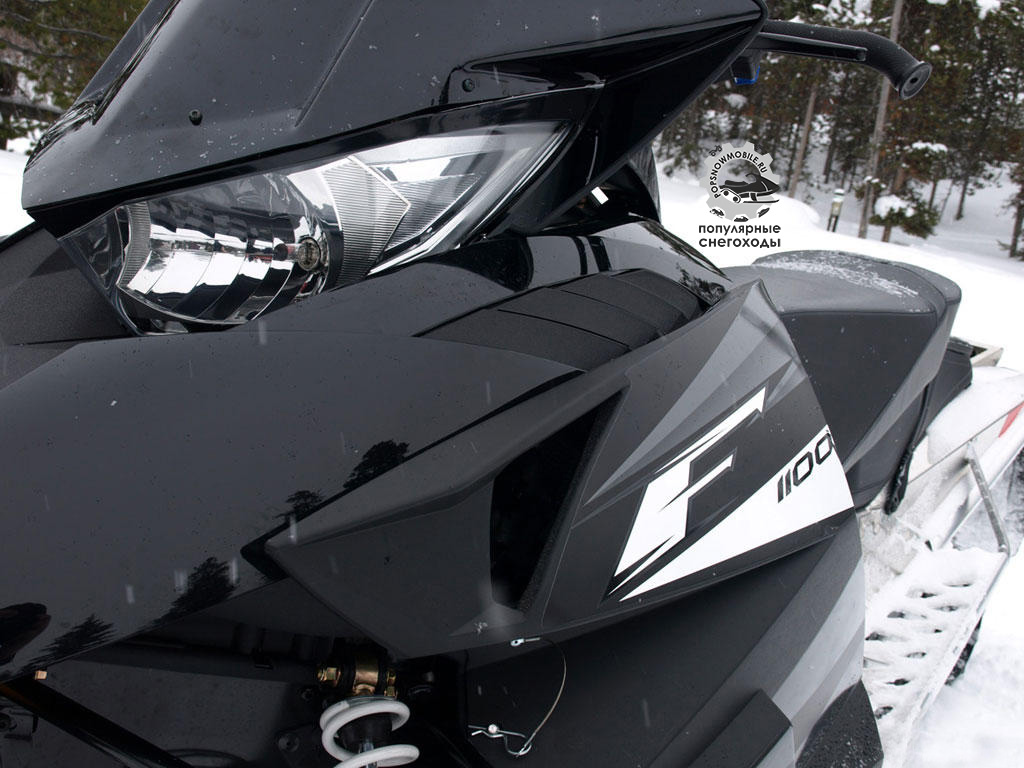 Arctic Cat F1100 2012 привнёс в новое поколение снегоходов 600-го класса немного стиля.